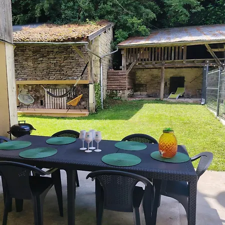 Holiday home Maison Familiale Charme De L'ancien Et Confort Moderne