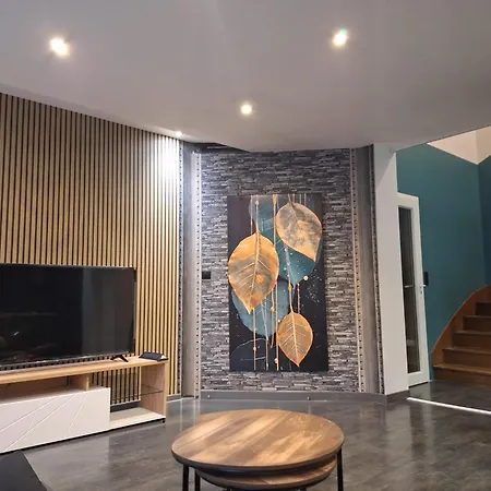 Maison Familiale Charme De L'ancien Et Confort Moderne *